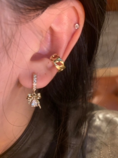 棠洛｜白女调调金色链条耳骨夹叠戴锆石蝴蝶结耳扣精致小巧耳钉潮