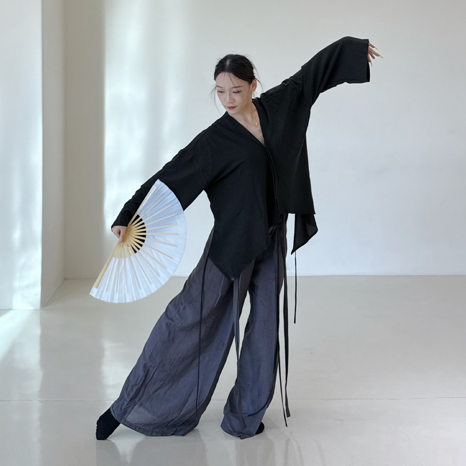 朵棠古典剑舞中国风舞蹈服图片