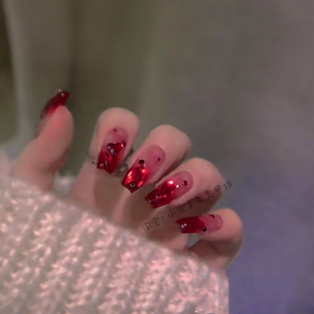 新年红色美甲贴片红宝石穿戴甲过年新娘美甲成品显白指甲贴红钻甲