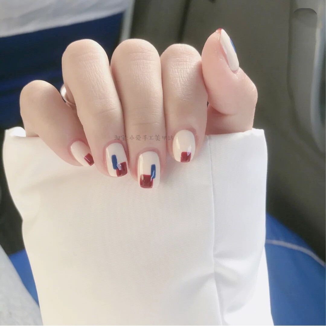 光疗美甲成品ins风撞色美甲简约波普风假指甲贴片混搭白色红色甲