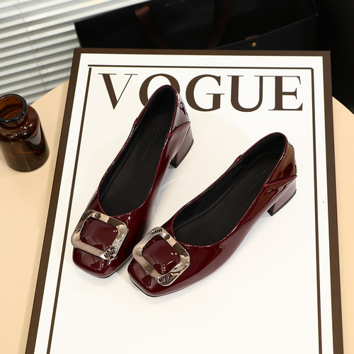 软底不累脚~气质方扣粗跟单鞋女