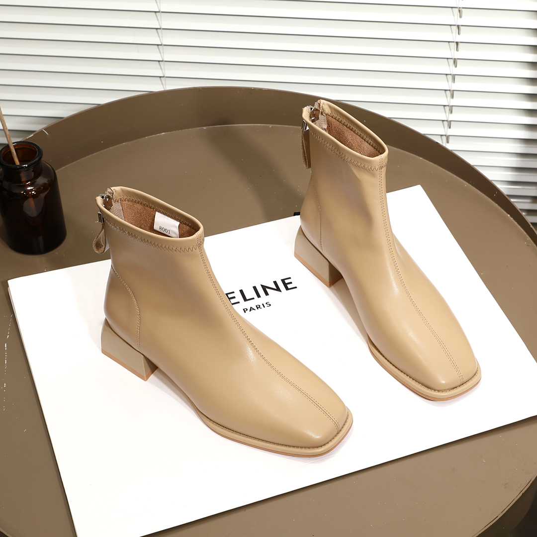 秋冬季软皮气质杏色方头小短靴