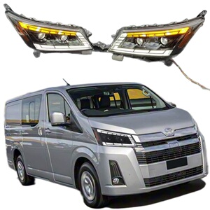 适用2019-2026丰田海狮hiace 300大灯总成LED流水转向大灯日行灯A