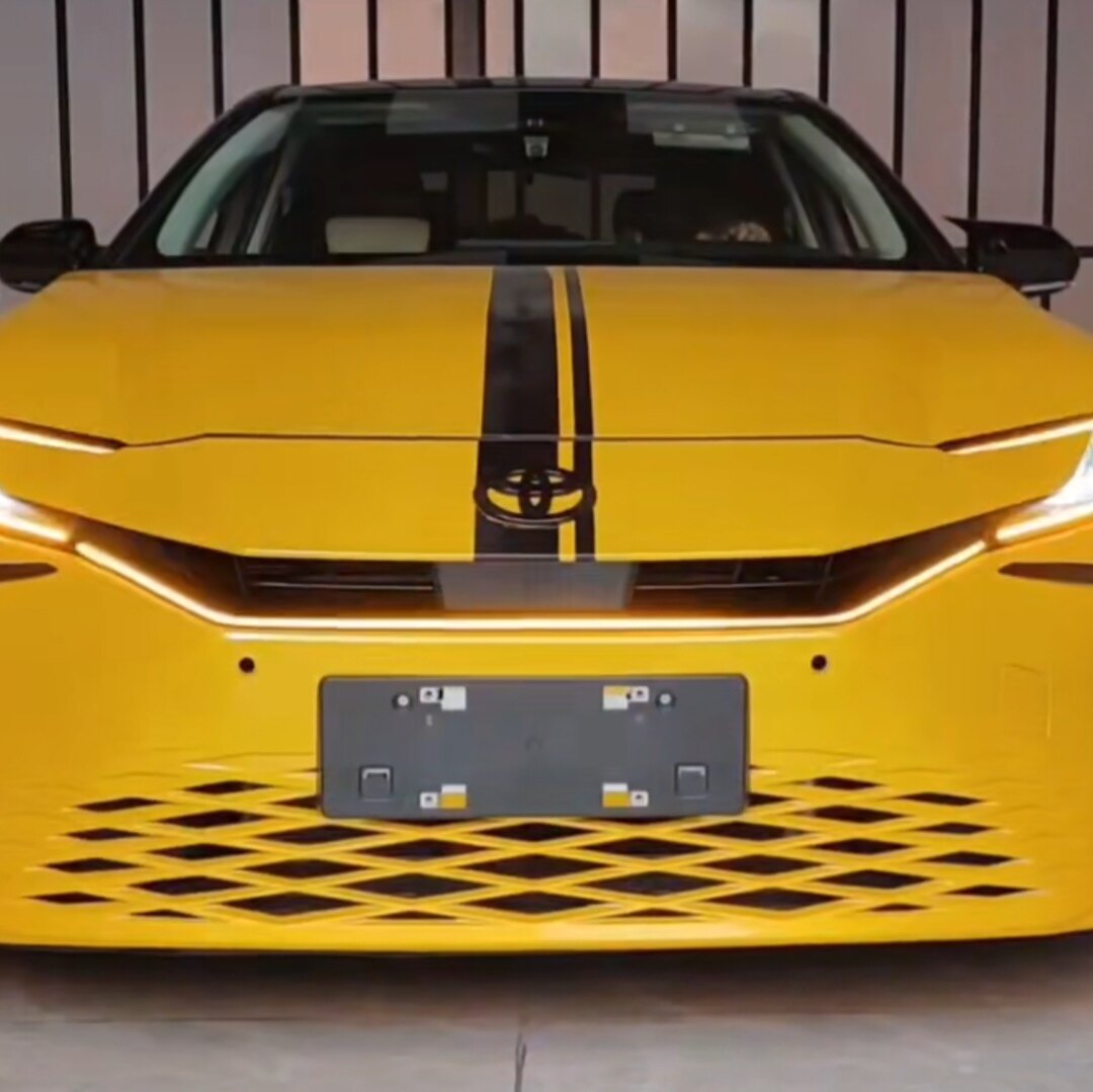 适用九代凯美瑞带灯中网精英旗舰豪华尊贵版日行灯转向黄光CAMRY