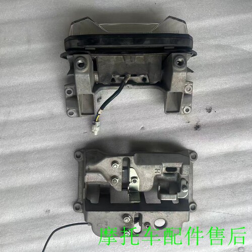 雅马哈MT-09/XSR900座垫固定架