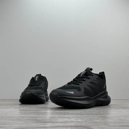 外贸出口捡漏男鞋超轻底潮流百搭运动鞋轻便透气防滑减震跑步潮鞋