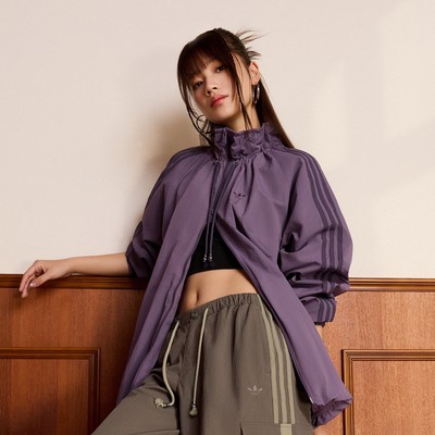 三叶草女子宽松复古外套