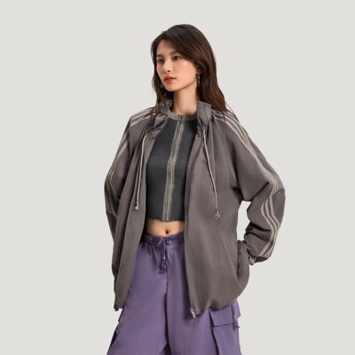 三叶草女子复古夹克外套KR2626