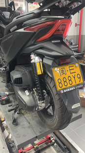 泰国进口SHOWA/昭和气囊后减震器适应佛沙350 ADV350高性能减震器