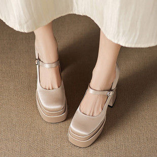 沙丁布香槟色鞋子防水台粗跟高跟鞋舞台表演模特走秀增高婚鞋 SWN