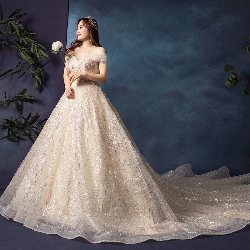 特大码婚纱礼服2020新款新娘胖人mm妹妹200斤300显瘦一字肩奢华女