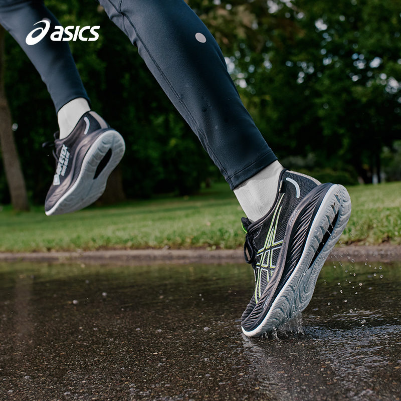 亚瑟士男子缓震耐磨透气跑鞋