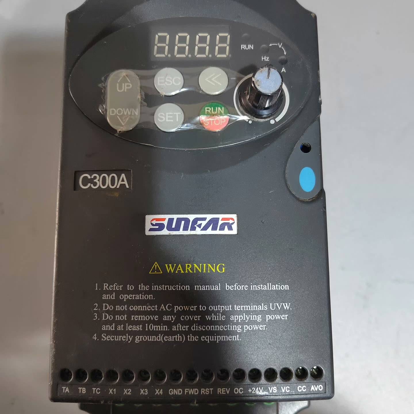 深圳SUNFAR变频器,C300A-4T议价 也可为维修!!