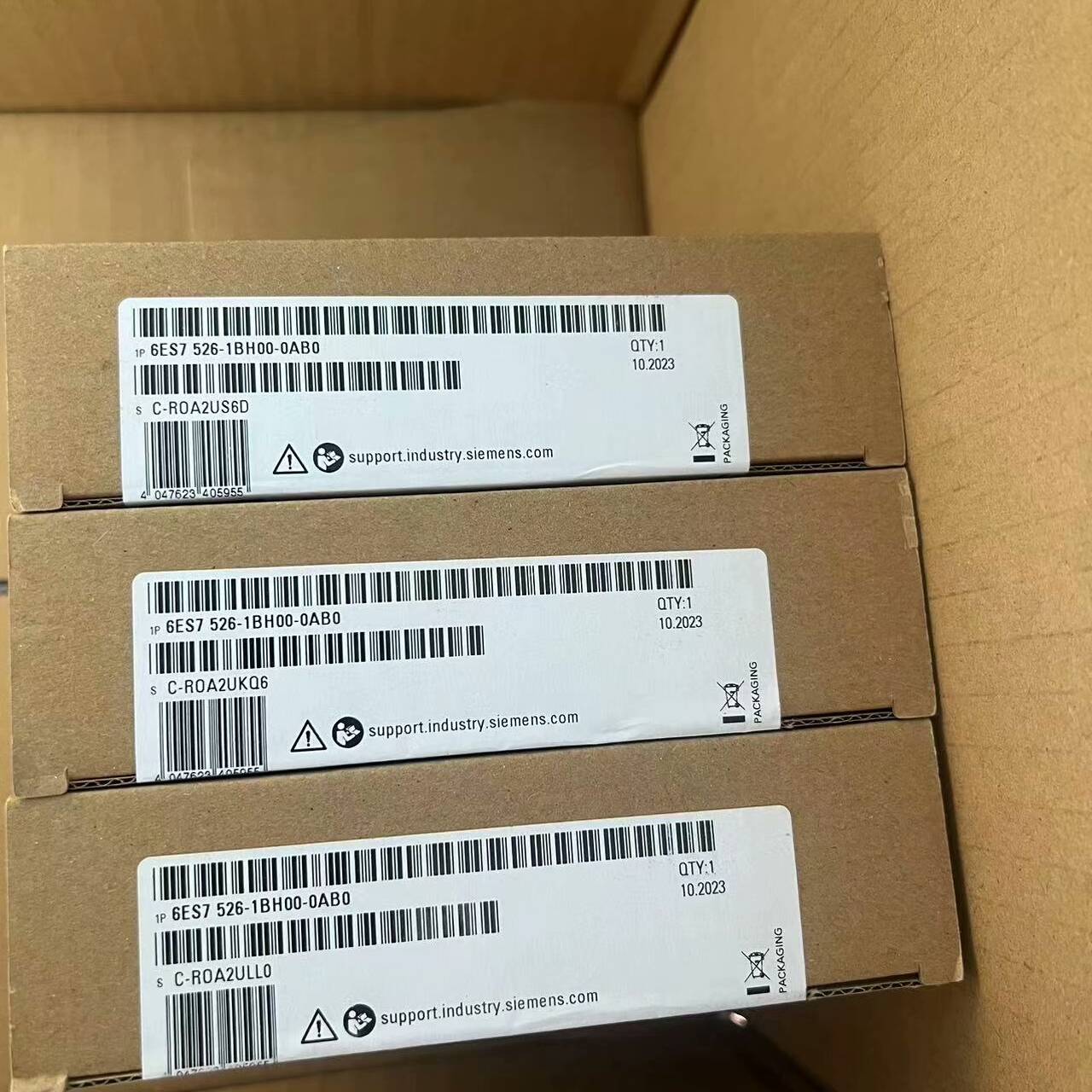 6ES7 526-1BH00-0AB0议价 也可为维修！！