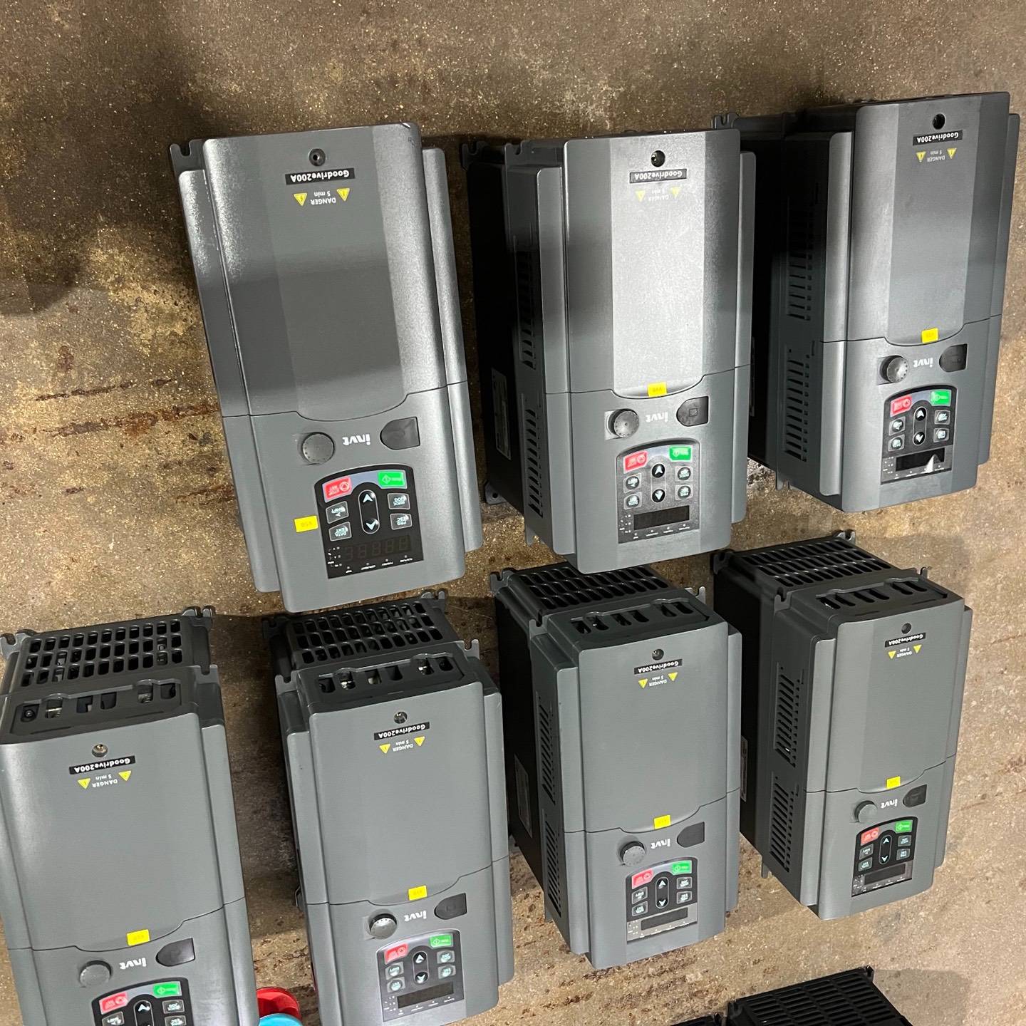 英威腾GD200A变频器7.5KW,议价 也可为维修!!