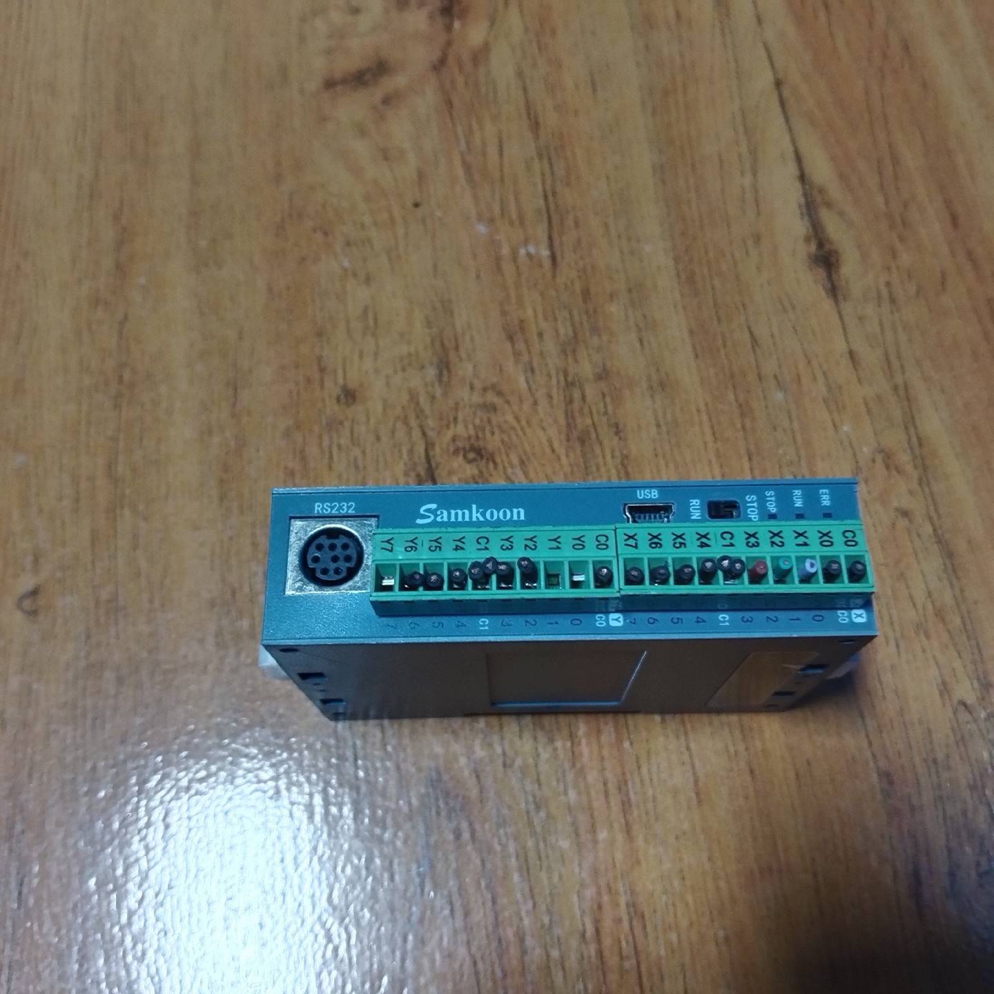 显控PLC FGRB-C8X8T-2/2，功议价 也可为维修！！