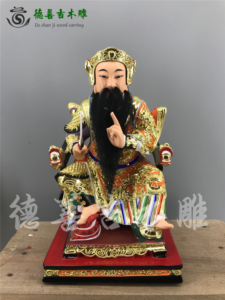 玄天上帝香樟木古典漆线雕木雕