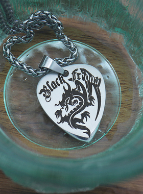 鬼龙鎞克拨片项链骷髅头可弹奏pick金属吉他吉它乐队大学音乐社团