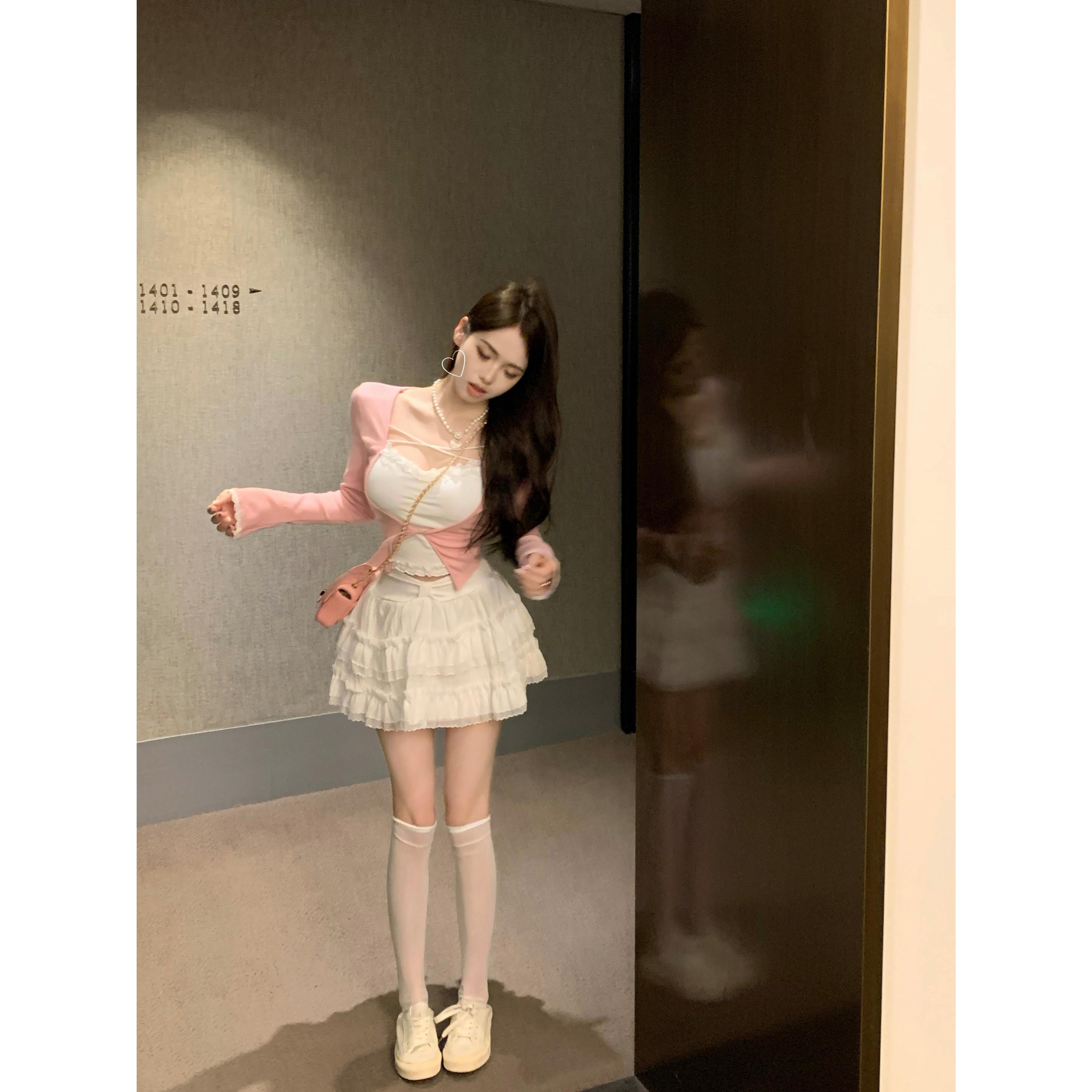 草莓少女 白色蓬蓬半身裙女蕾丝花边假两件修身长袖上衣T恤两件套