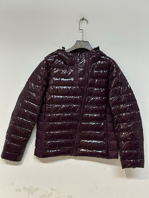 经典户外休闲短款轻薄款羽绒服女小个子