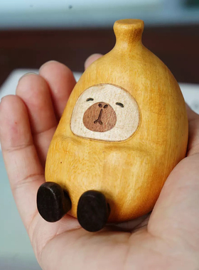 小胖卡皮巴拉香蕉摆件创意木制工艺品家居装饰办公室桌面送礼佳品