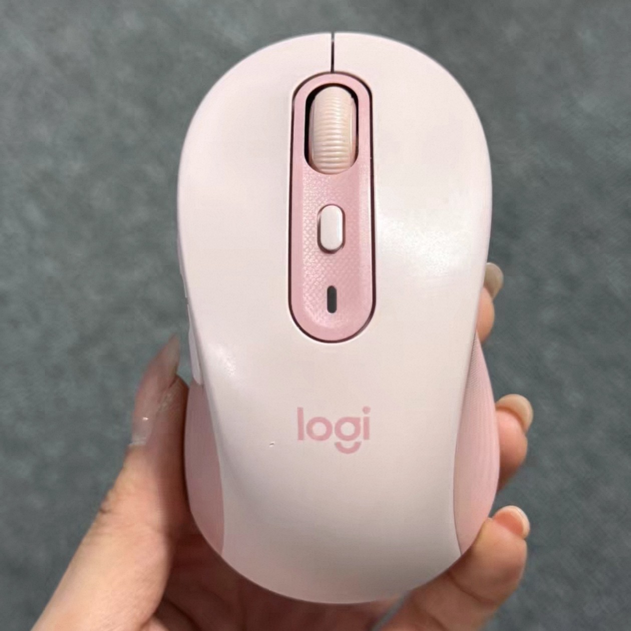 Logitech罗技M750无线蓝牙2.4双模办公学按键静音通用电脑鼠标