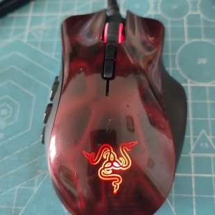 Razer雷蛇那伽梵蛇六芒星红绿色特别版有线游戏电竞发光蛇标鼠标
