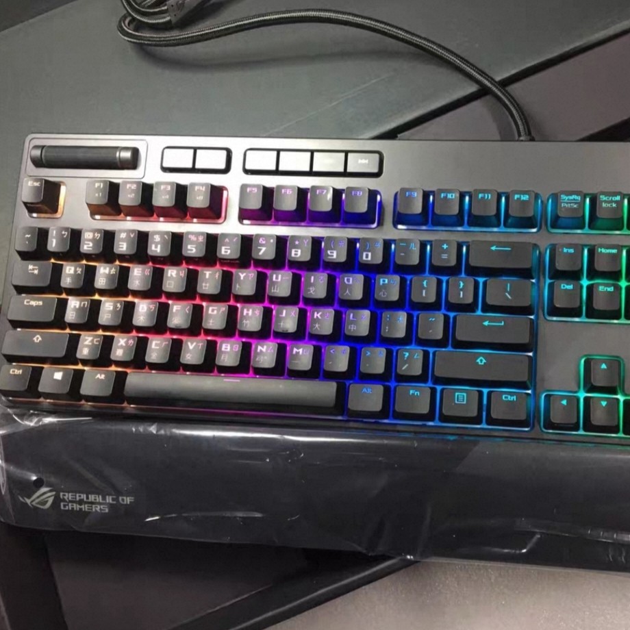 ROG玩家国度耀光XA01有线游戏港台繁体字版电竞幻彩NX轴机械键盘