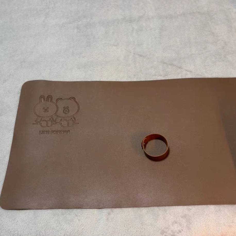 罗技LINE FRIENDS奈娃联名特别限定版PU办公易清洗电竞游戏鼠标垫