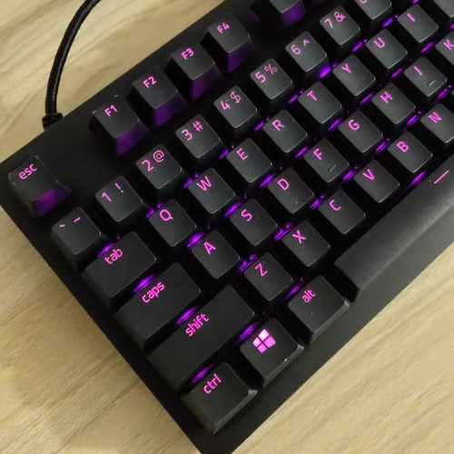 Razer雷蛇猎魂光蛛V2有线机械游戏竞技光轴RGB幻彩104配列键盘