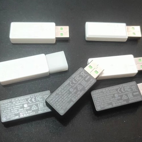 原装配件适用于雷蛇旋风黑鲨V2PRO蓝牙版有无线耳机接收适配器