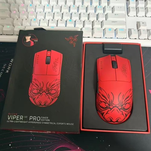 Razer雷蛇 毒蝰V3PRO专业版Faker联名电竞专业轻量化游戏电竞鼠标