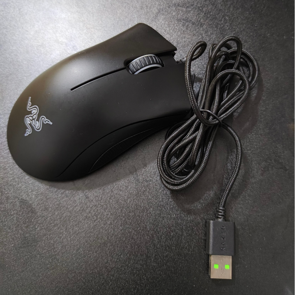 Razer雷蛇炼狱蝰蛇标准版6400DPI黑色有线大手电竞游戏RGB鼠标