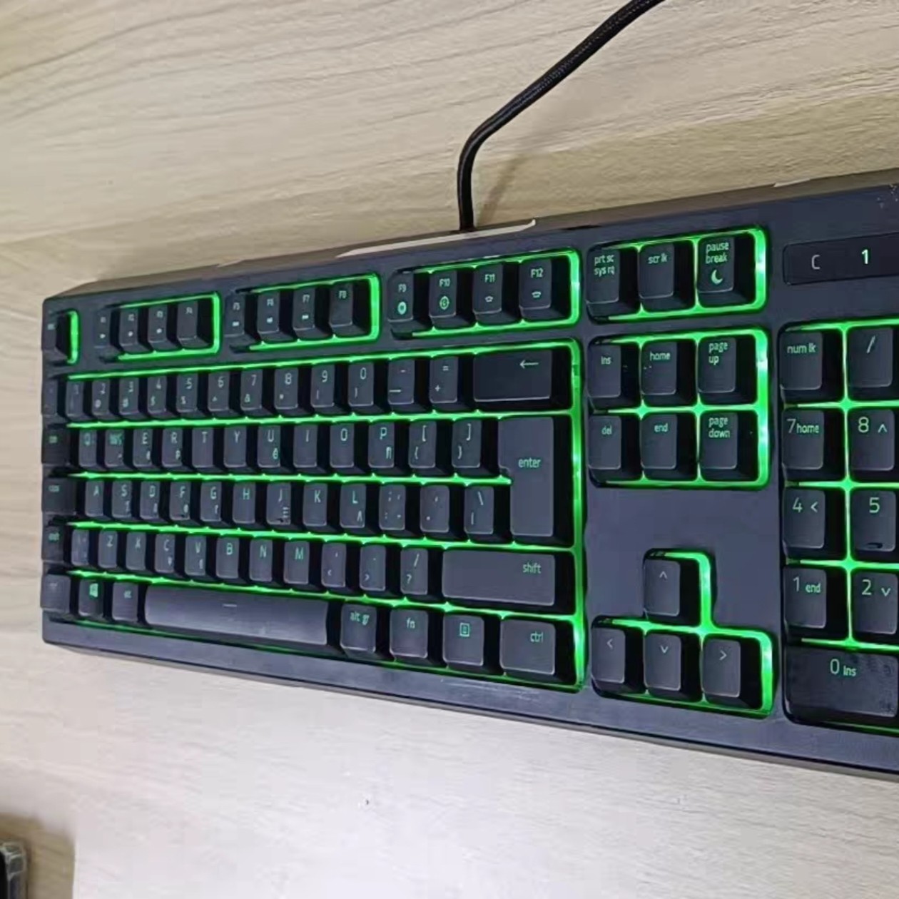 Razer雷蛇雨林狼蛛幻彩版有线游戏RGB幻彩吃鸡绝地求生机械键盘