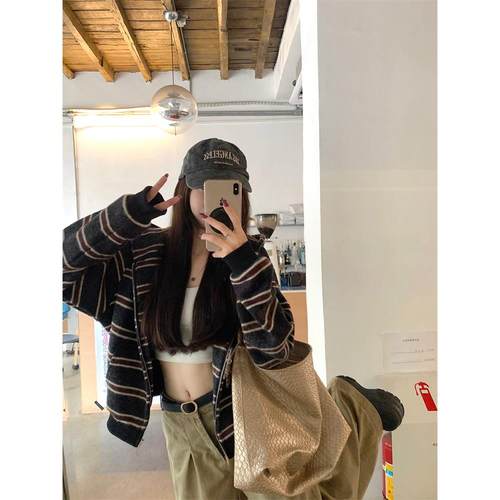 宅女家甜美风撞色条纹气质连帽长袖卫衣女秋季显瘦百搭减龄上衣