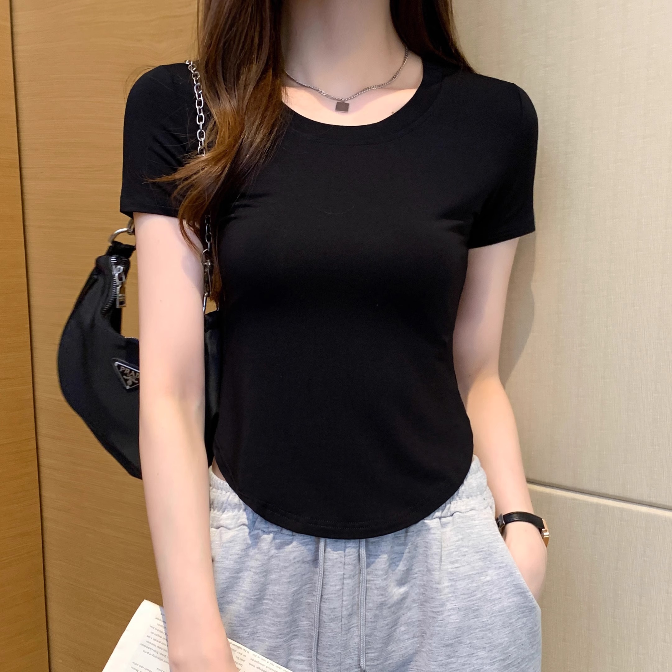 莫代尔凉感短袖t恤女2024夏季新款设计感不规则半袖体恤黑色上衣