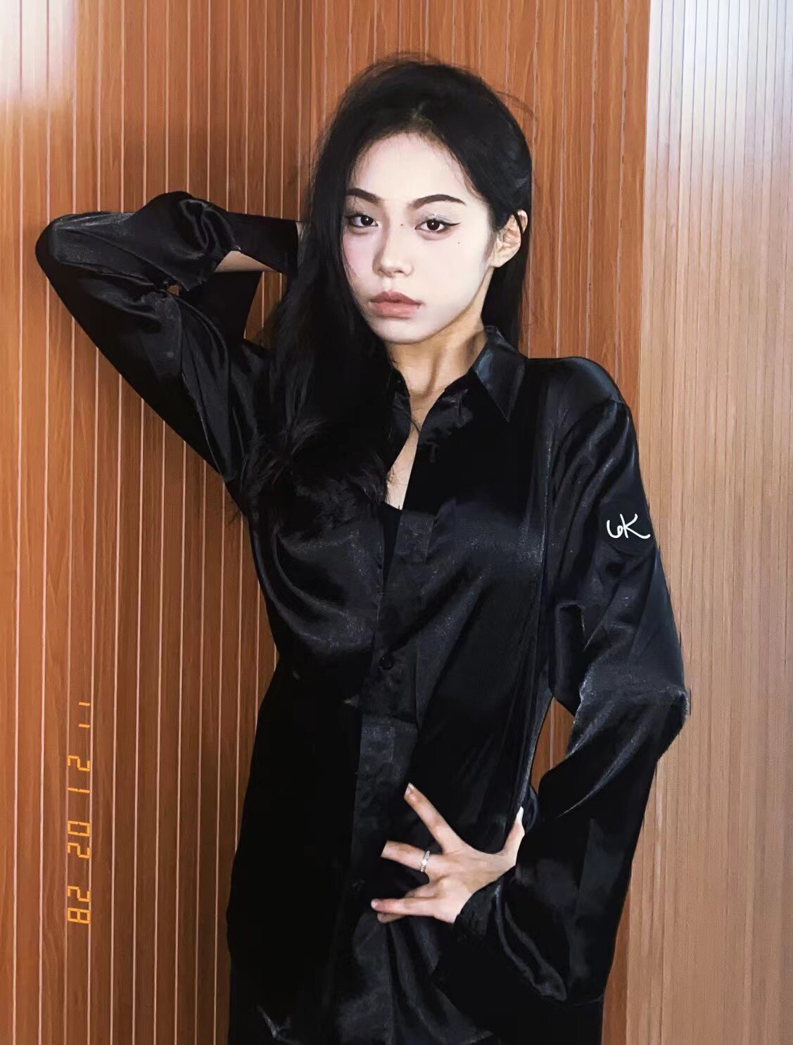 6k舞服百搭男女同款缎面衬衫光泽宽松练习服百搭外搭恰恰伦巴演出