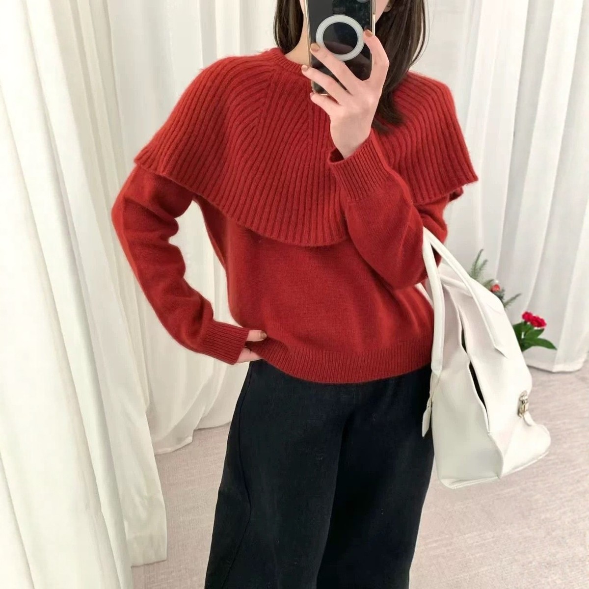 2025秋冬新款韩版宽松圆领假两件斗篷披肩蜜熊绒针织衫女羊毛毛衣