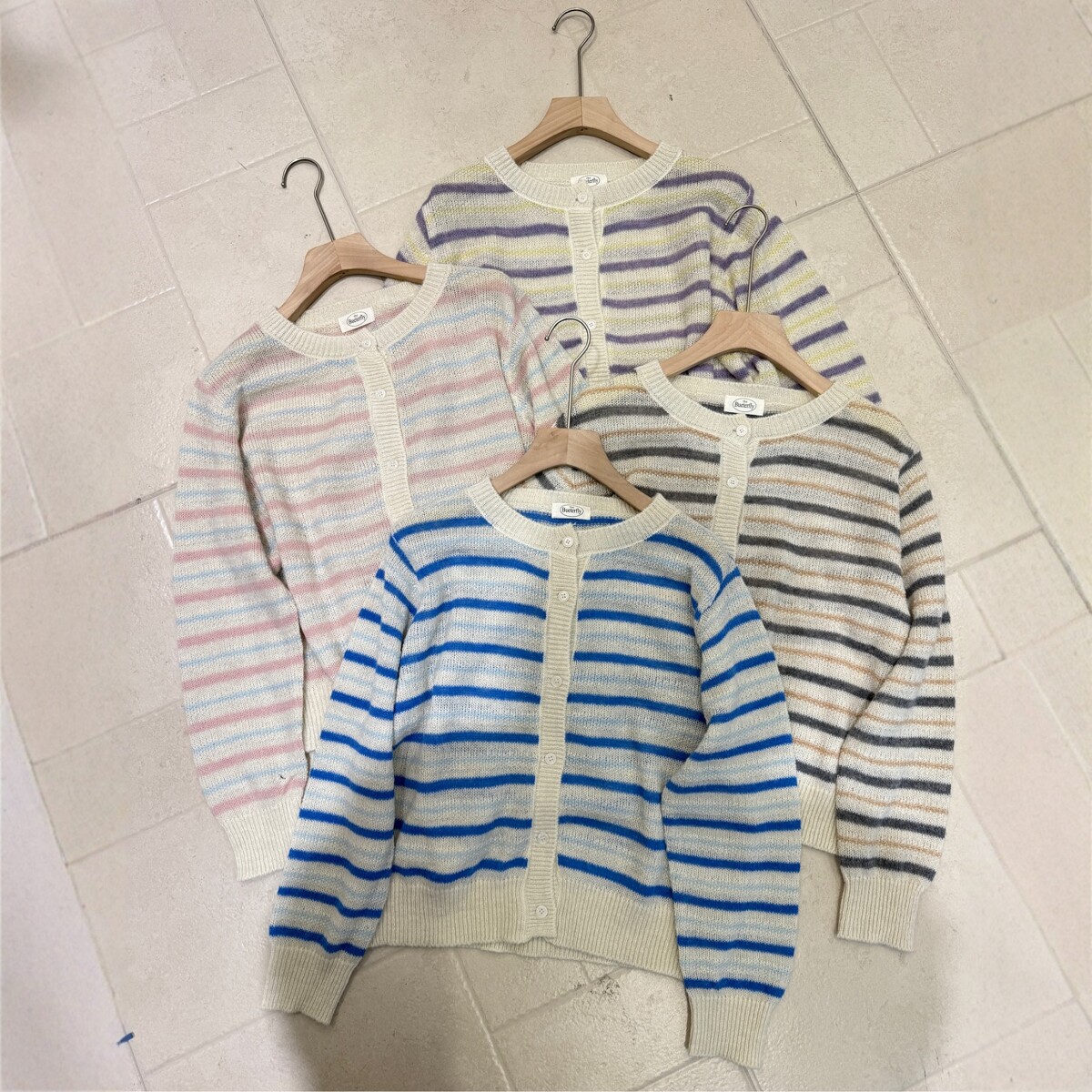 2026春季新款韩系显瘦圆领拼色条纹马海毛针织开衫女百搭上衣外套