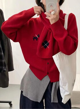 圆领小狗羊毛蜜熊针织衫配围巾女