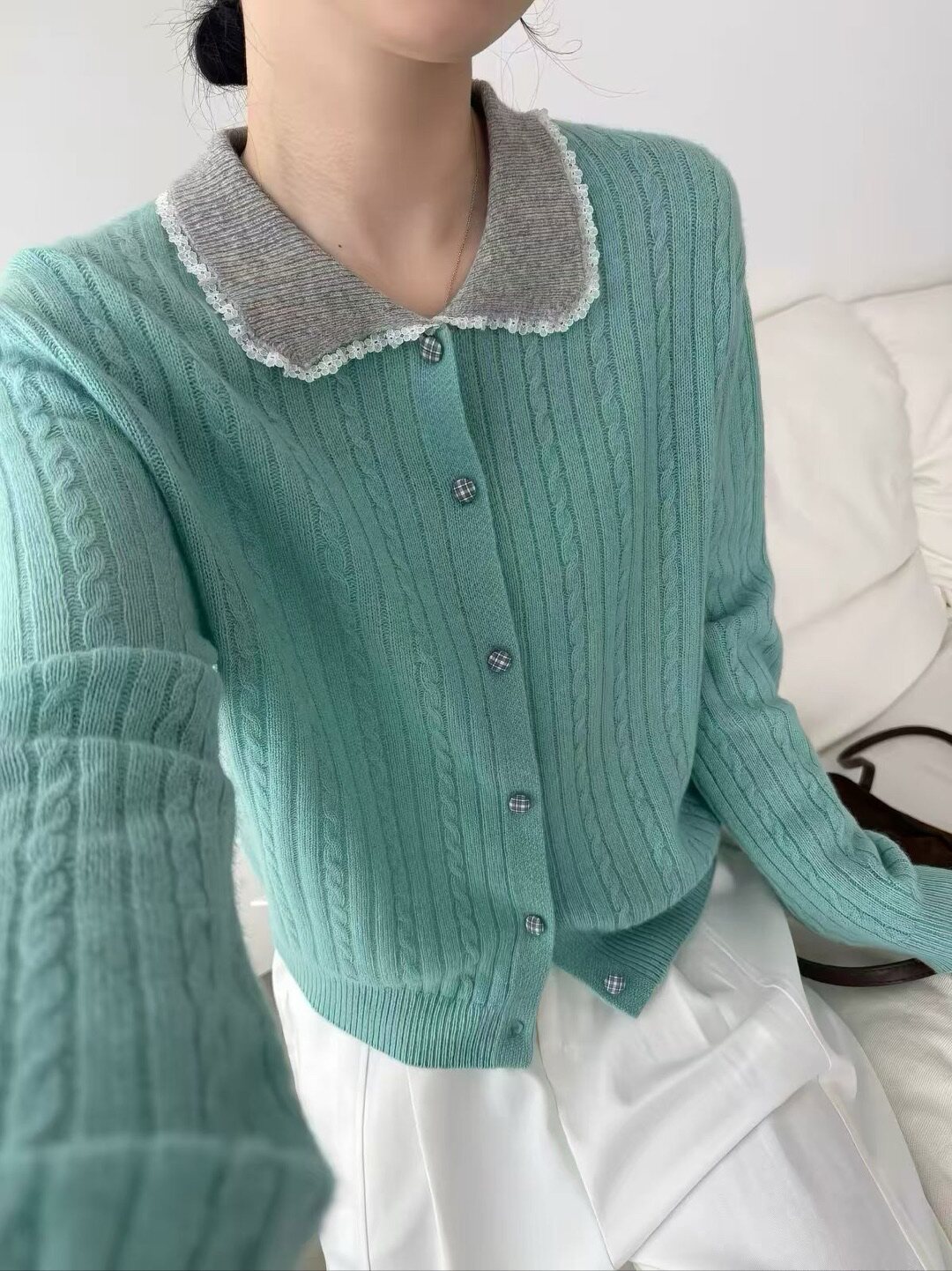 显瘦翻领拼色全羊毛针织开衫外套