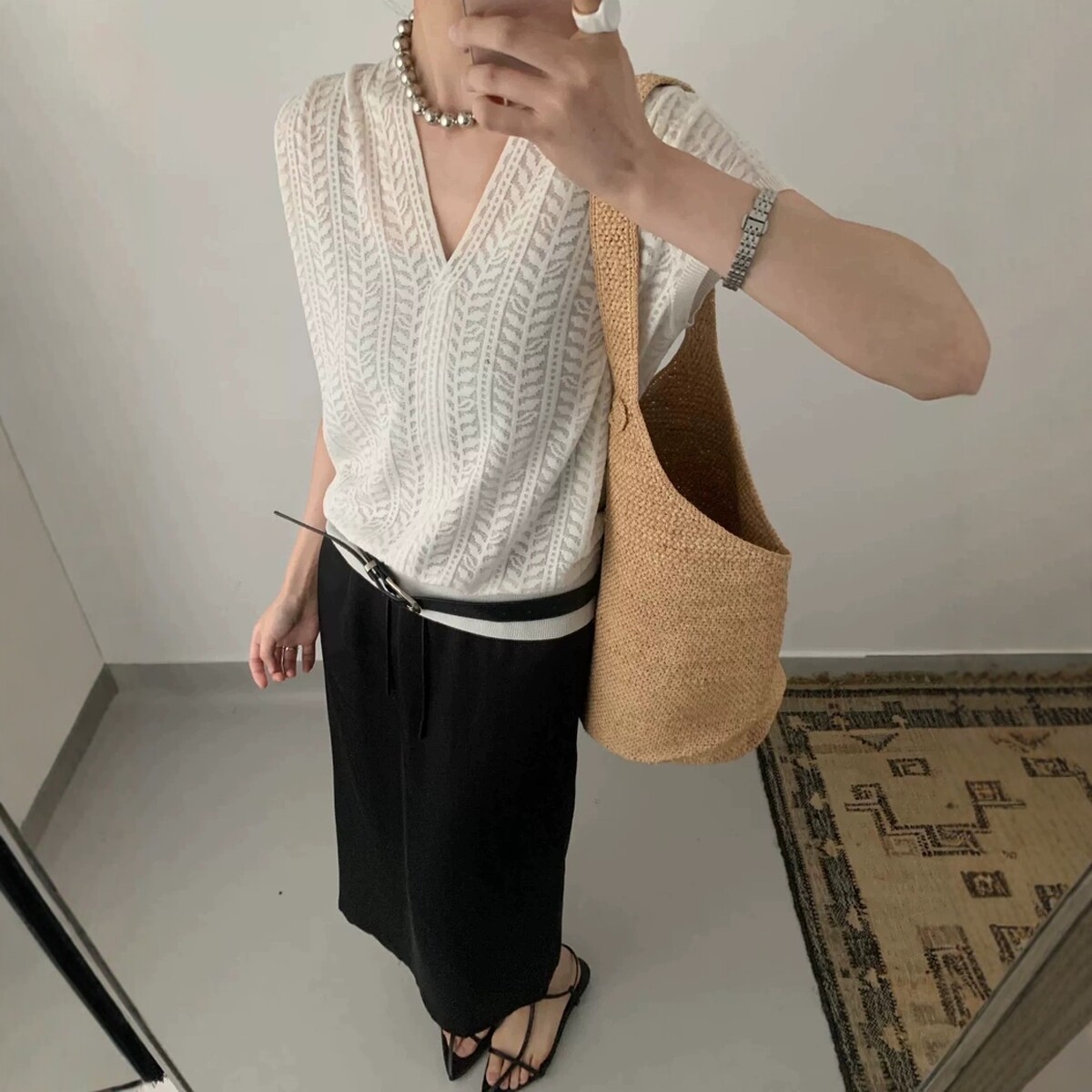 2026春季新款韩系宽松显瘦V领镂空莱赛尔天丝针织短袖T恤衫女上衣