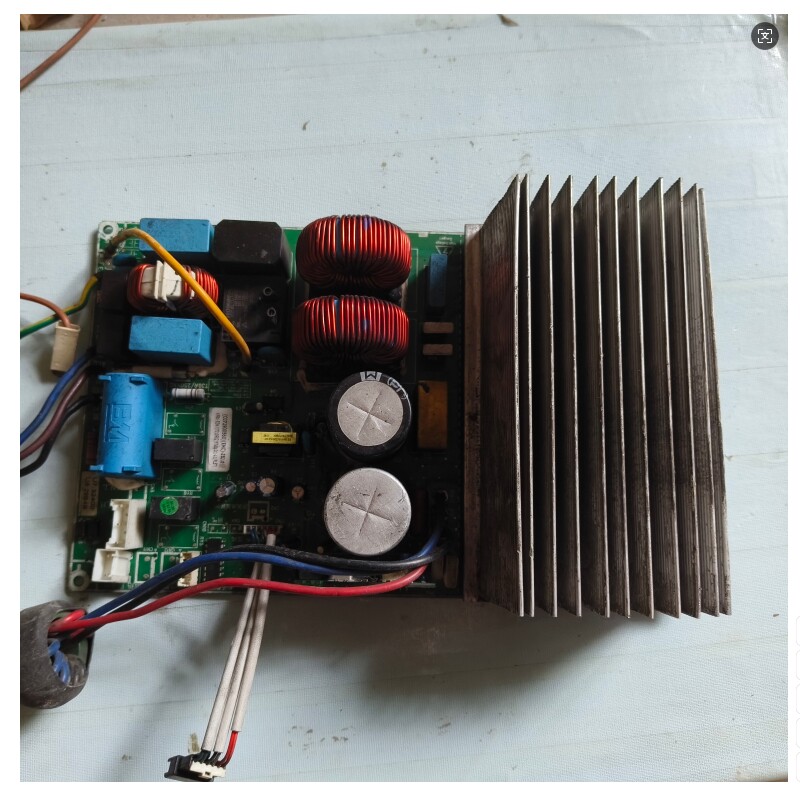适用扬子变频空调YZBP72W09A 3W 050.PCB主板控制板C070900686
