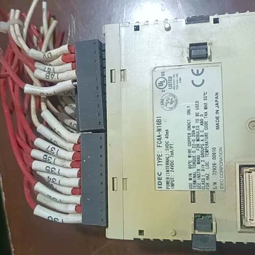 议价和泉PLC输入模块FC4A-N16B1，功能完好，8-9成新可维修