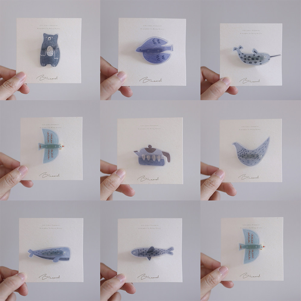 鸟与胡子闺蜜文艺森林可爱日系小众手绘插画蓝色热缩片胸针配饰