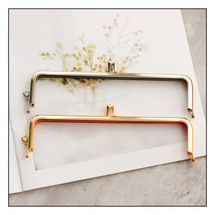 方形18CM无孔光面水滴头粘胶笔袋扁平包口金手工箱包夹五金包边扣