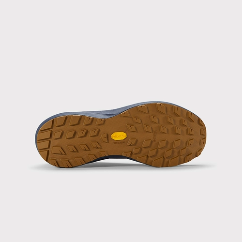 Arc'teryx's Arit Bird Norvan Ld 3 GTX покрывает водонепроницаемые мужчины и женщины с одинаковыми переездами.