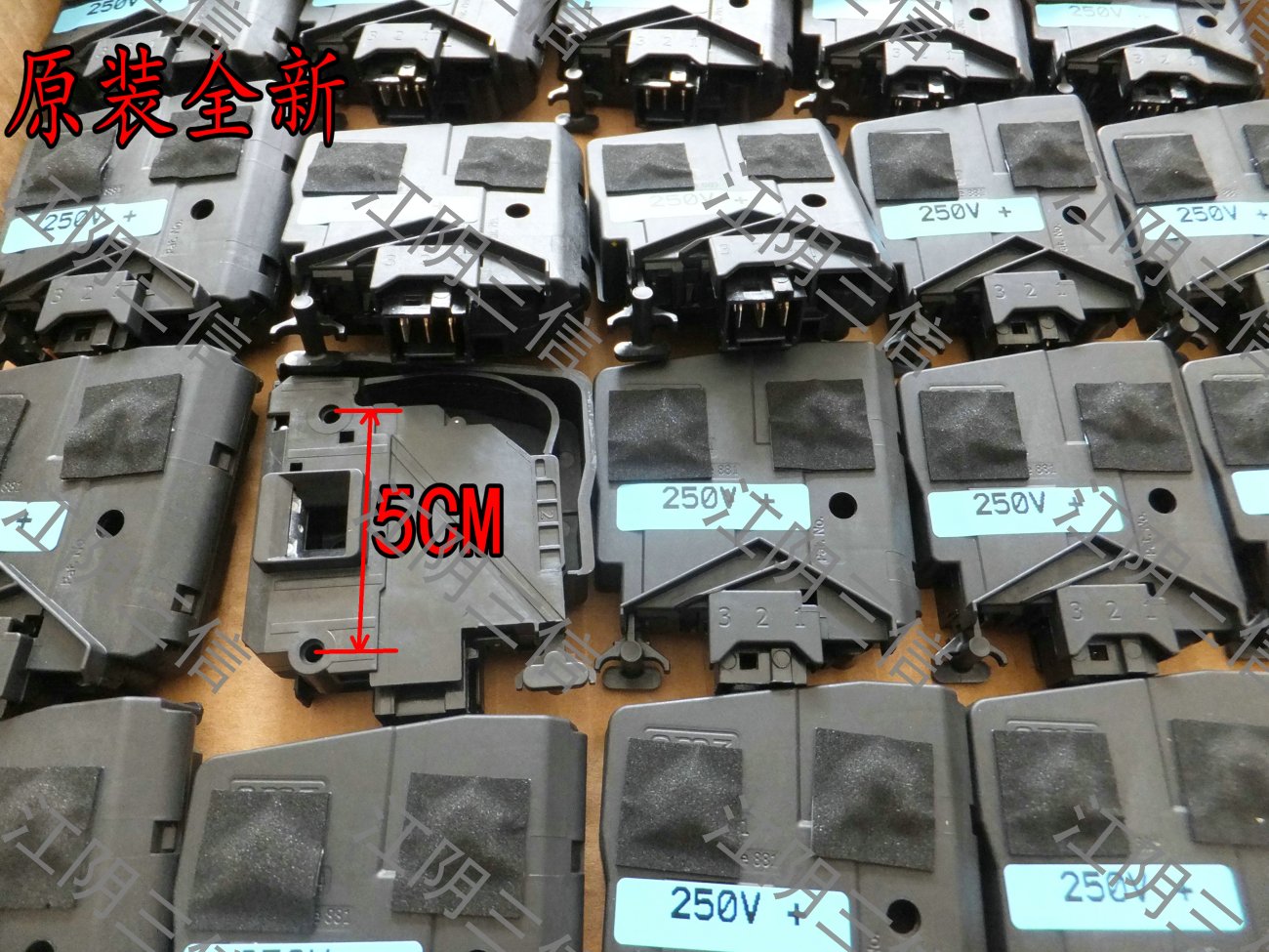 小天鹅滚筒洗衣机门锁开关