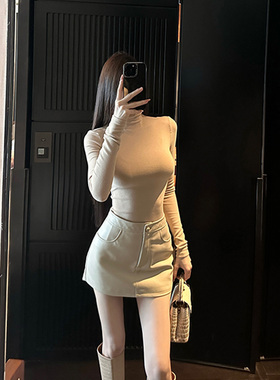 紧身高领内搭长袖打底衫女秋冬保暖显身材磨毛薄绒显瘦堆堆领上衣