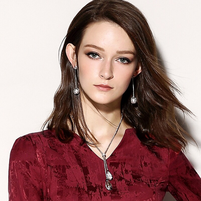 颈袖添香新款水晶吊坠饰品连衣裙配饰时尚工装项链毛衣链